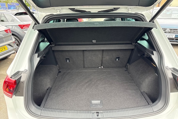 Used Volkswagen Tiguan 2019 for sale - 76236828: Photo 42