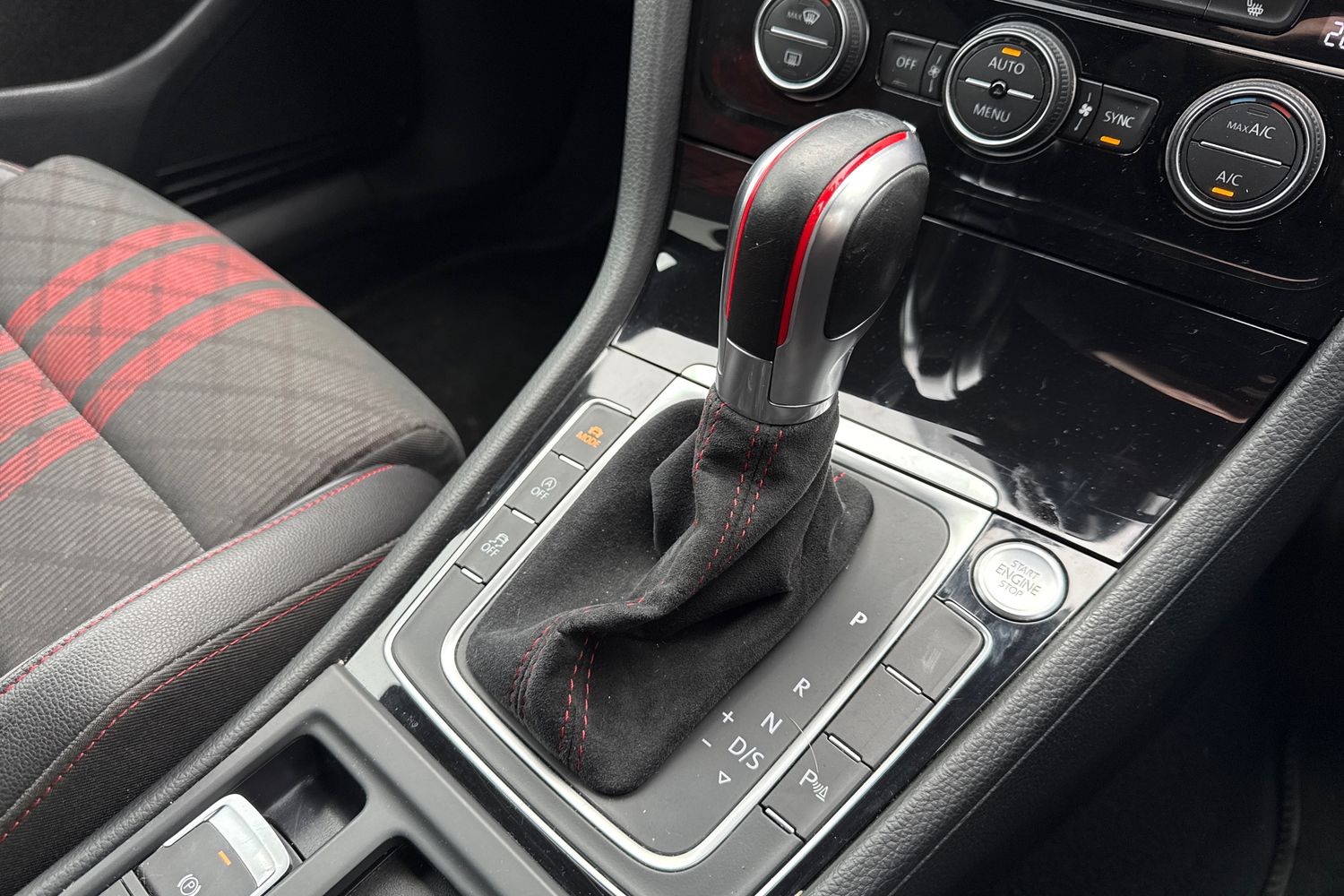 Used Volkswagen Golf 2019 for sale - 77774068: Photo 23