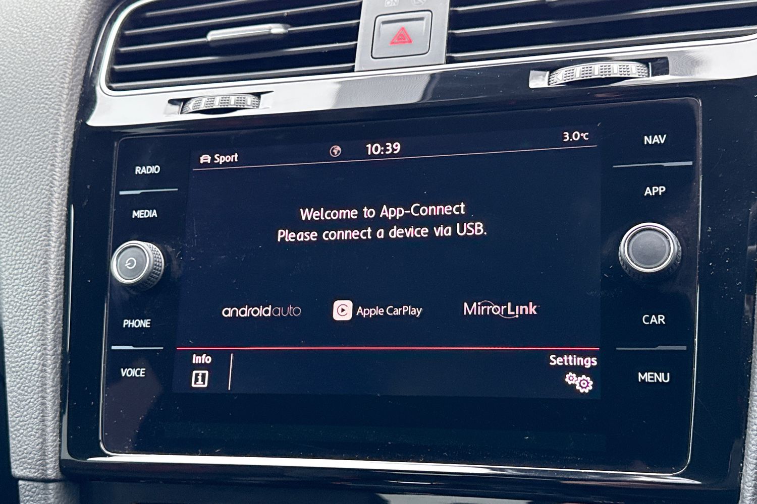 Used Volkswagen Golf 2019 for sale - 77774068: Photo 30