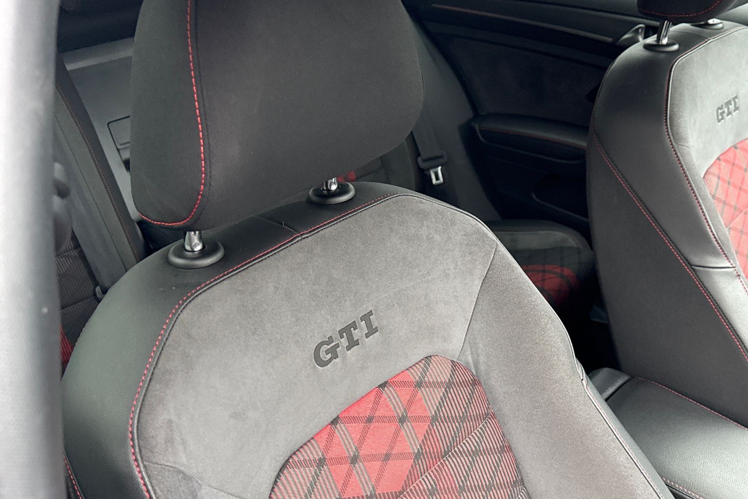 Used Volkswagen Golf 2019 for sale - 77774068: Photo 37