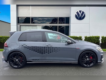 Used Volkswagen Golf 2019 for sale - 77774068: Photo