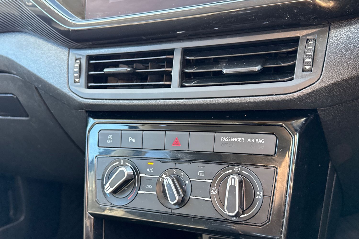 Used Volkswagen T-Cross 2022 for sale - 77952026: Photo 22