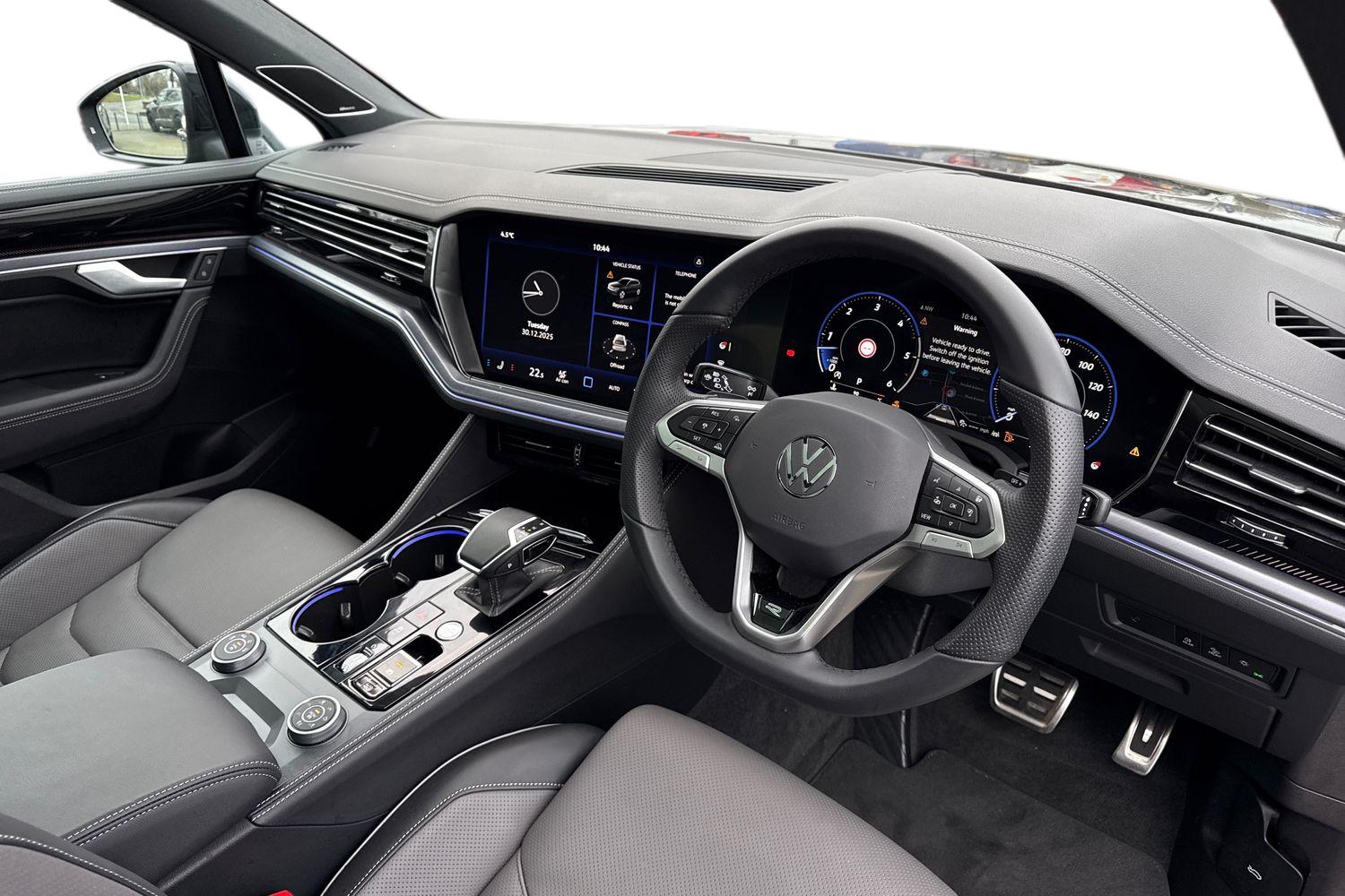 Used Volkswagen Touareg 2025 for sale - 77072113: Photo 14