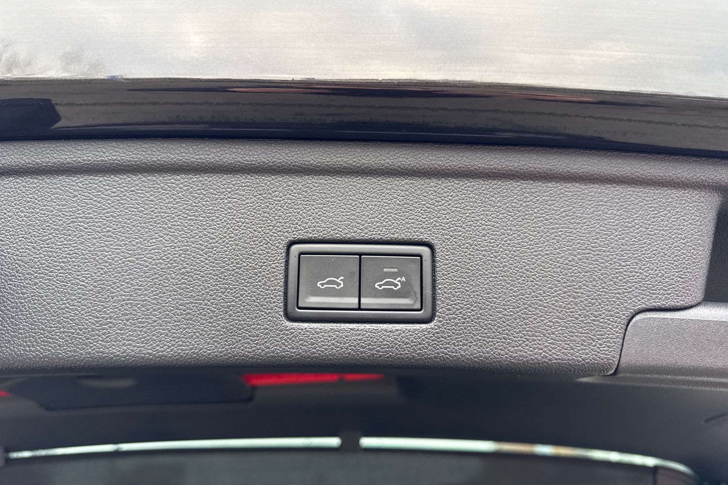 Used Volkswagen Touareg 2025 for sale - 77072113: Photo 30