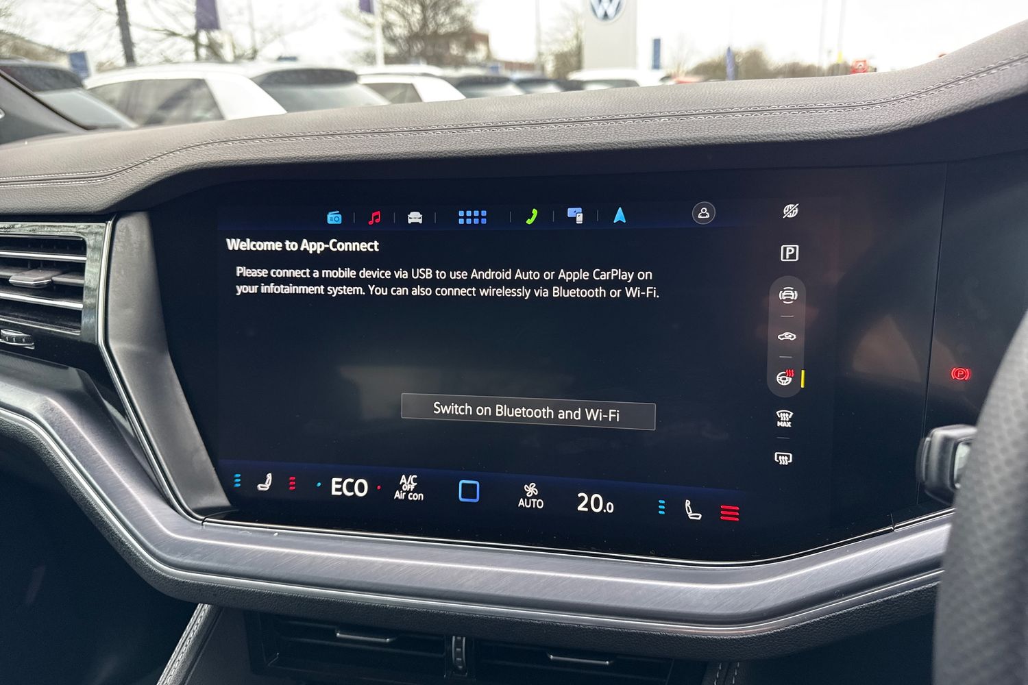 Used Volkswagen Touareg 2025 for sale - 77072113: Photo 48