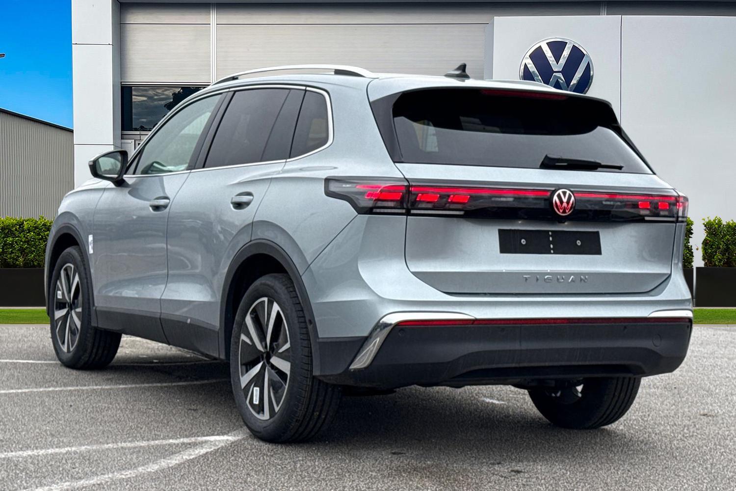 Used Volkswagen Tiguan 2026 for sale - 77368320: Photo 2