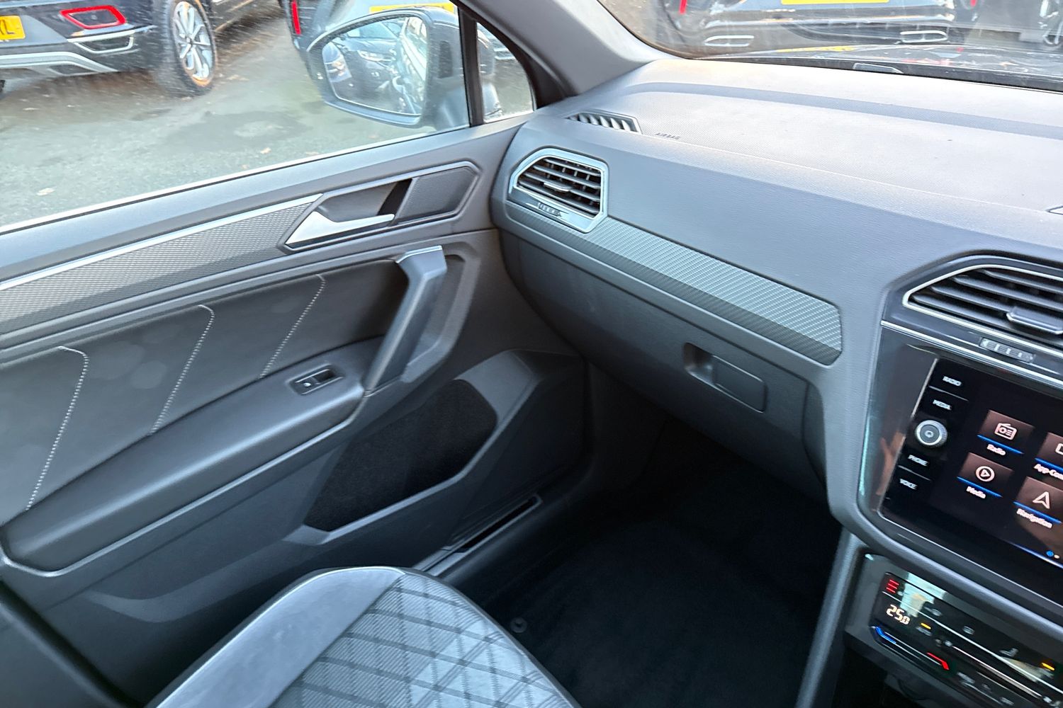 Used Volkswagen Tiguan 2023 for sale - 76665200: Photo 20