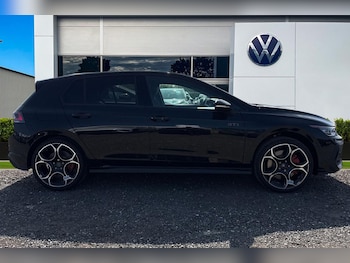 Used Volkswagen Golf 2026 for sale - 78451972: Photo