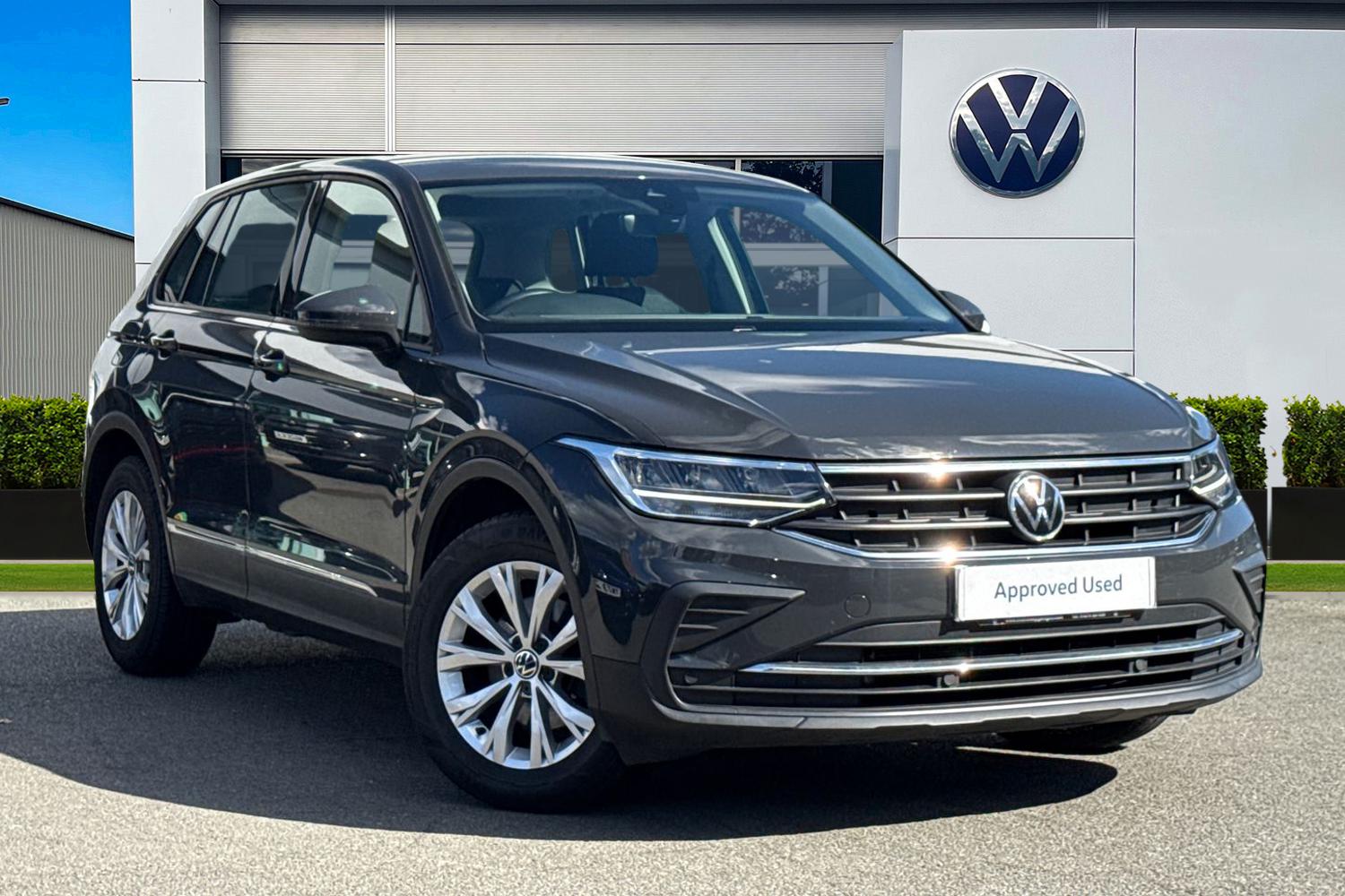 Used Volkswagen Tiguan 2021 for sale - 76030561: Photo 1