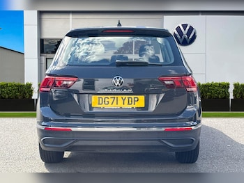 Used Volkswagen Tiguan 2021 for sale - 76030561: Photo 4