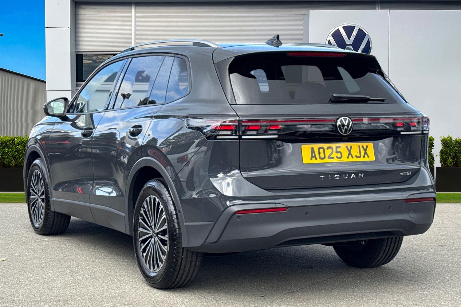 Used Volkswagen Tiguan 2025 for sale - 76006866: Photo 2
