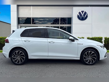 Used Volkswagen Golf 2024 for sale - 75329878: Photo