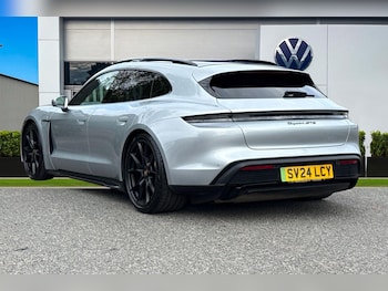 Used Porsche Taycan 2024 for sale - 79526604: Photo