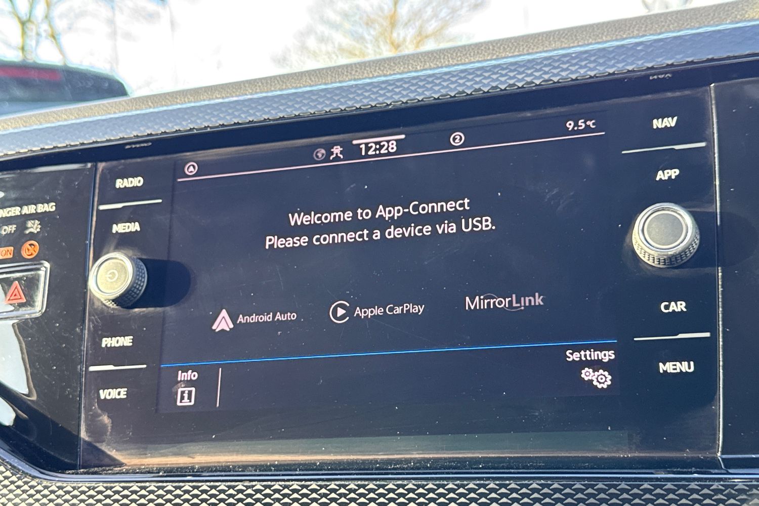 Used Volkswagen Polo 2023 for sale - 77052197: Photo 29