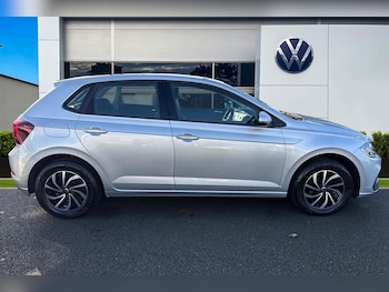 Used Volkswagen Polo 2023 for sale - 77052197: Photo