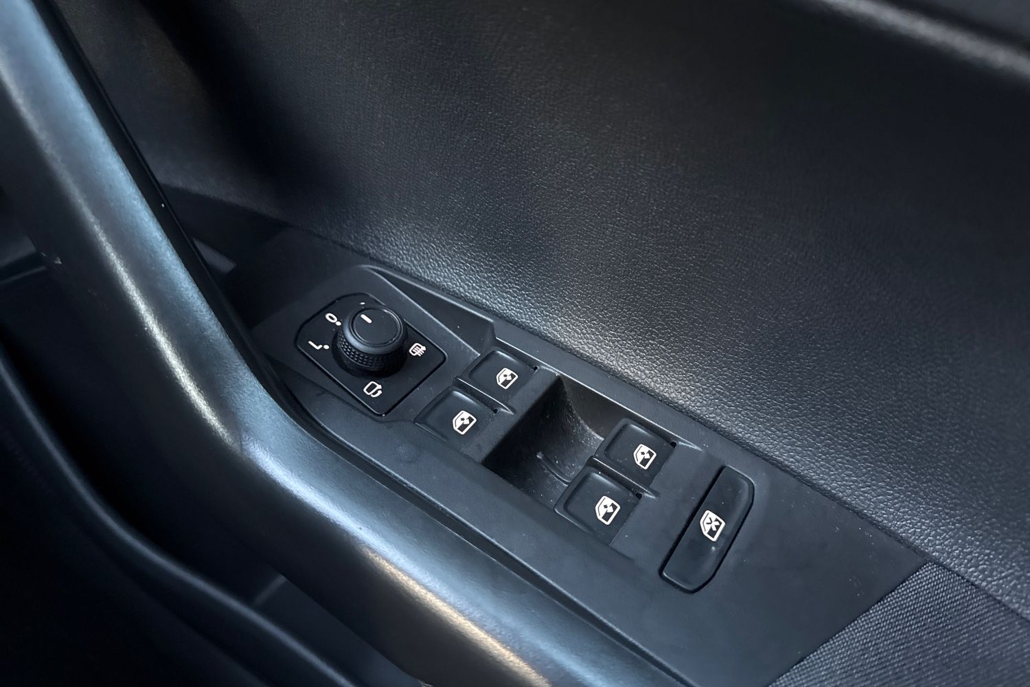 Used Volkswagen Polo 2023 for sale - 76805235: Photo 25