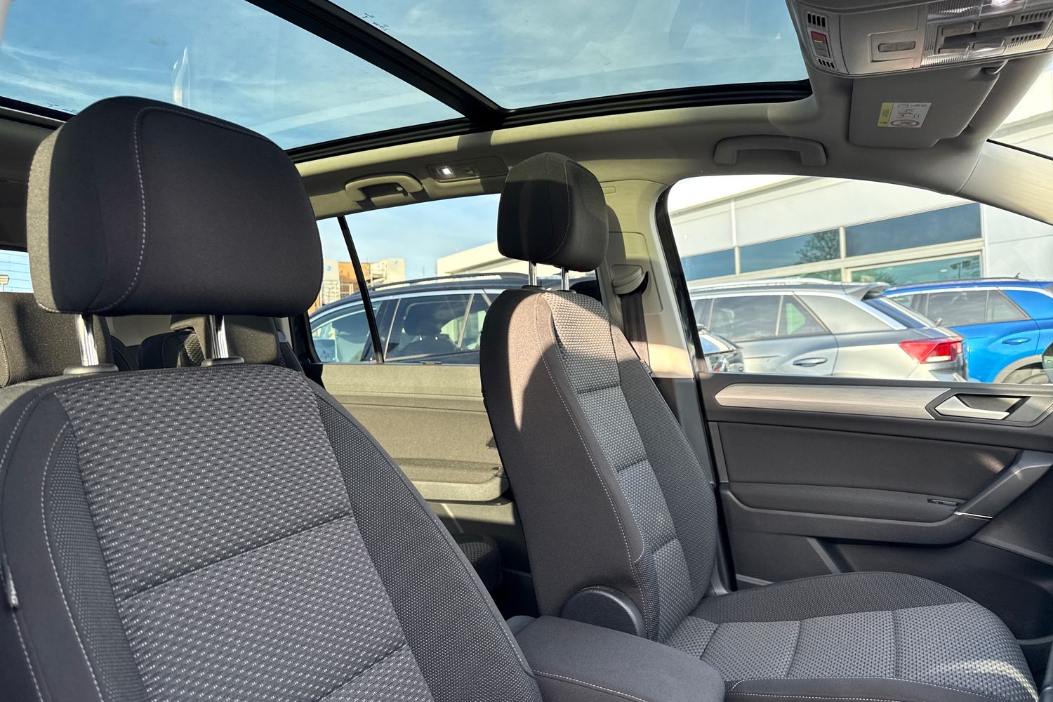 Used Volkswagen Touran 2024 for sale - 76968064: Photo 24