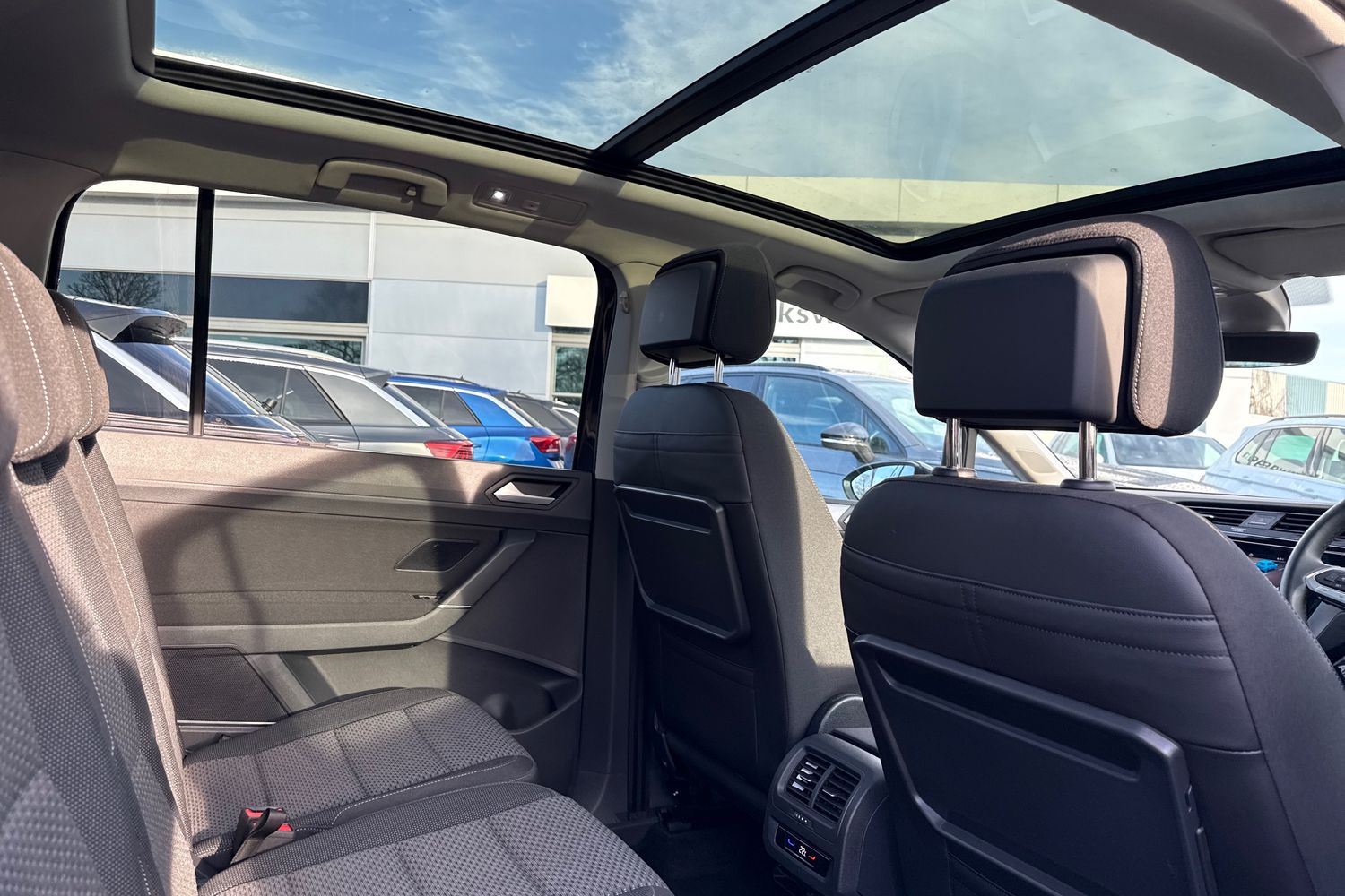 Used Volkswagen Touran 2024 for sale - 76968064: Photo 35