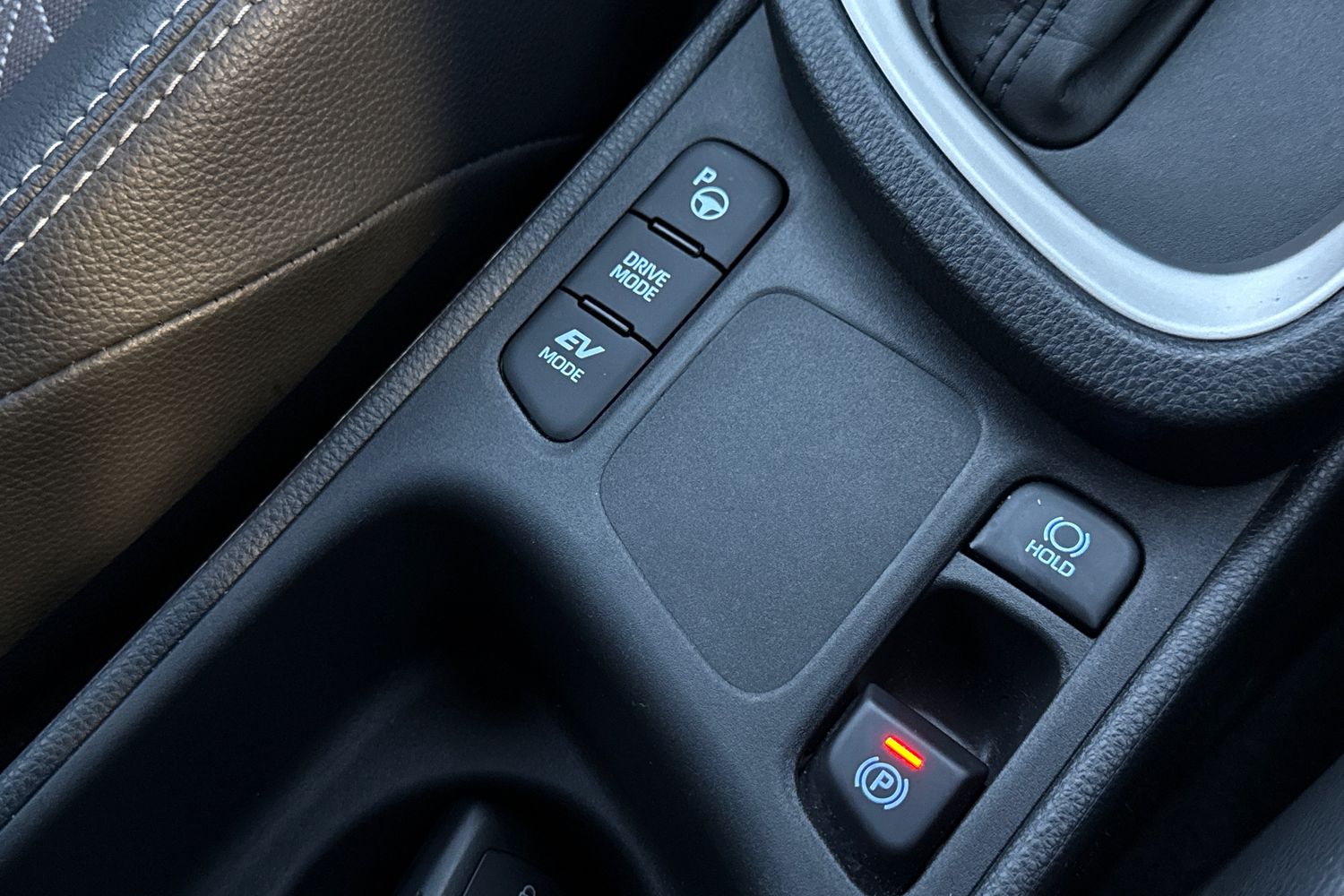 Used Toyota Yaris Cross 2023 for sale - 76985280: Photo 32