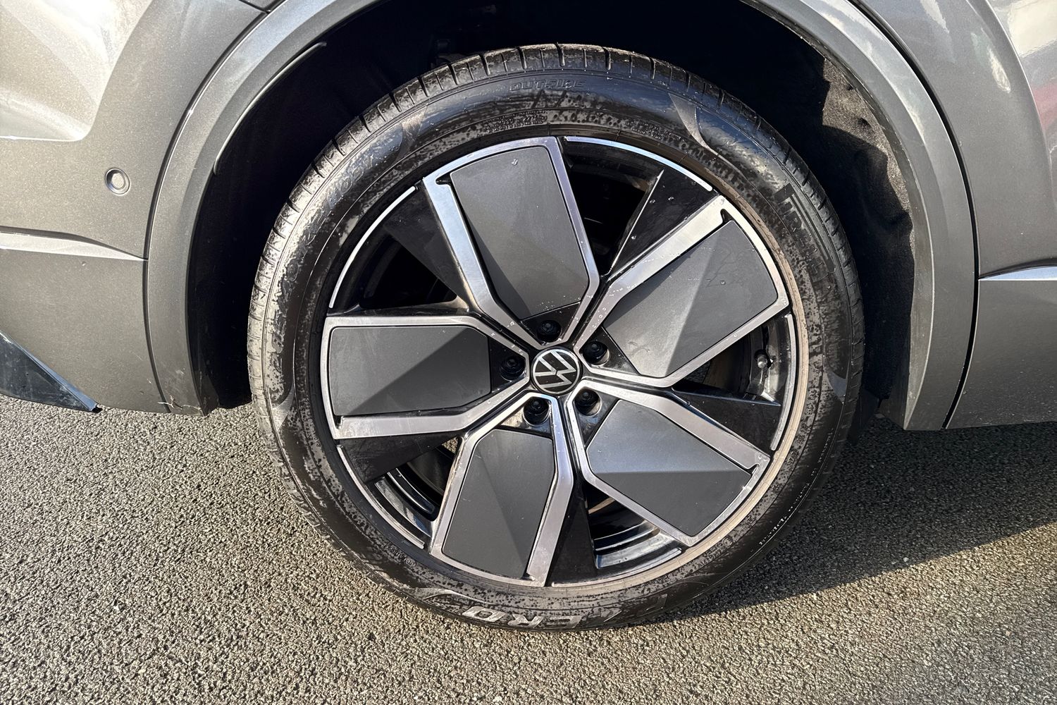 Used Volkswagen Touareg 2025 for sale - 77233233: Photo 11