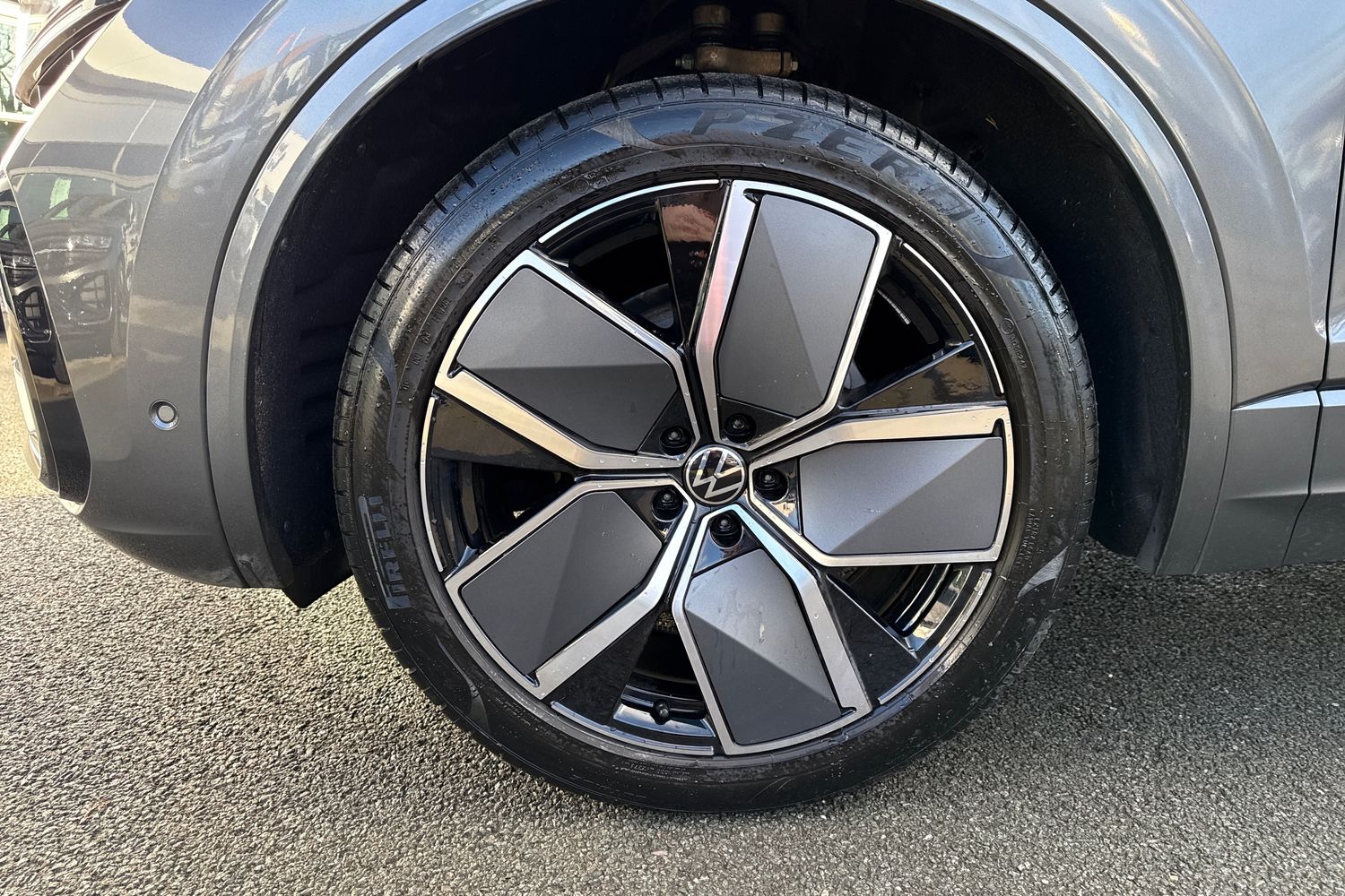 Used Volkswagen Touareg 2025 for sale - 77233233: Photo 13