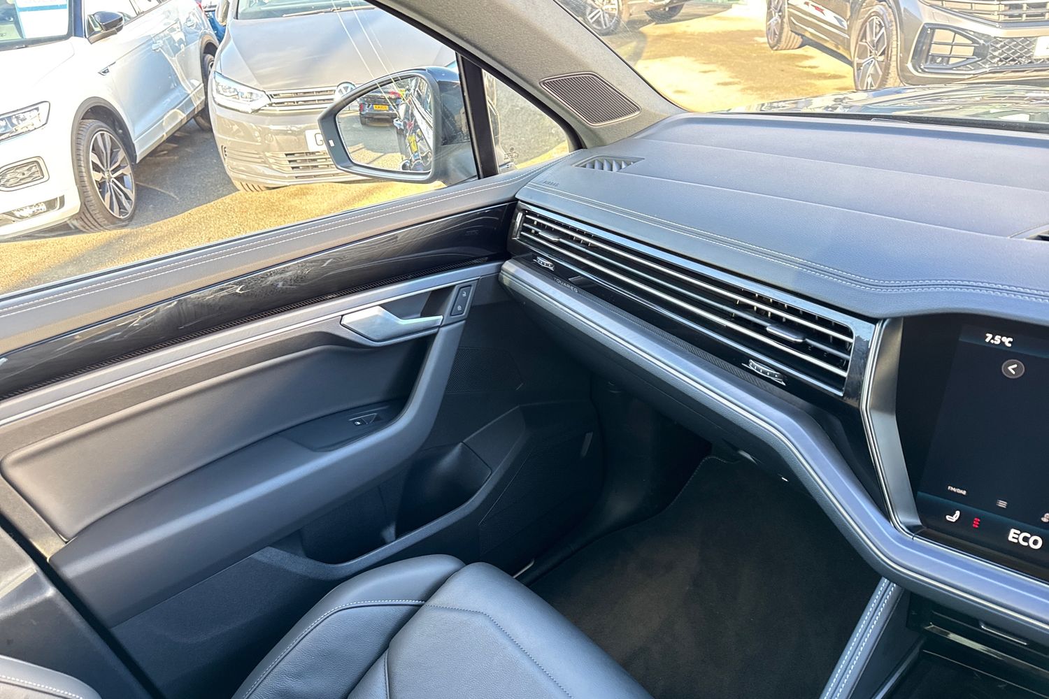 Used Volkswagen Touareg 2025 for sale - 77233233: Photo 20