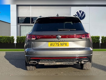 Used Volkswagen Touareg 2025 for sale - 77233233: Photo