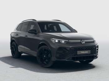 2025 - 2.0 TSI 204 4Motion Black Edition 5dr DSG