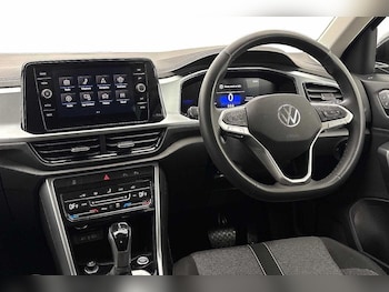 Used Volkswagen T-Roc 2025 for sale - 79297498: Photo