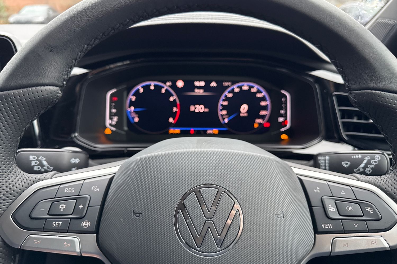 Used Volkswagen T-Roc 2026 for sale - 78043462: Photo 32