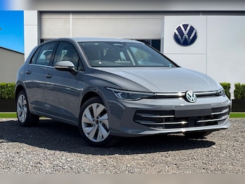 Used Volkswagen Golf 2026 for sale - 78452002: Photo