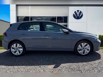 Used Volkswagen Golf 2026 for sale - 78452002: Photo