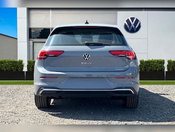 Used Volkswagen Golf 2026 for sale - 78452002: Photo