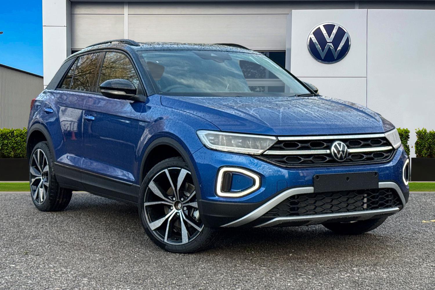 Used Volkswagen T-Roc 2025 for sale - 76985352: Photo 1