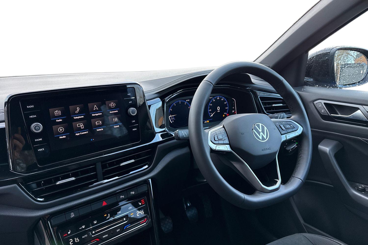 Used Volkswagen T-Roc 2025 for sale - 76985352: Photo 17