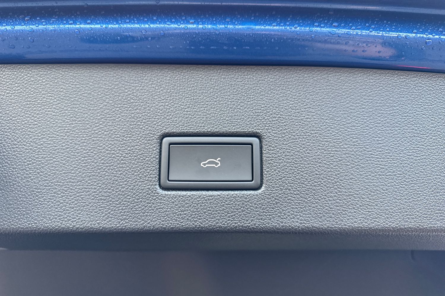 Used Volkswagen T-Roc 2025 for sale - 76985352: Photo 29