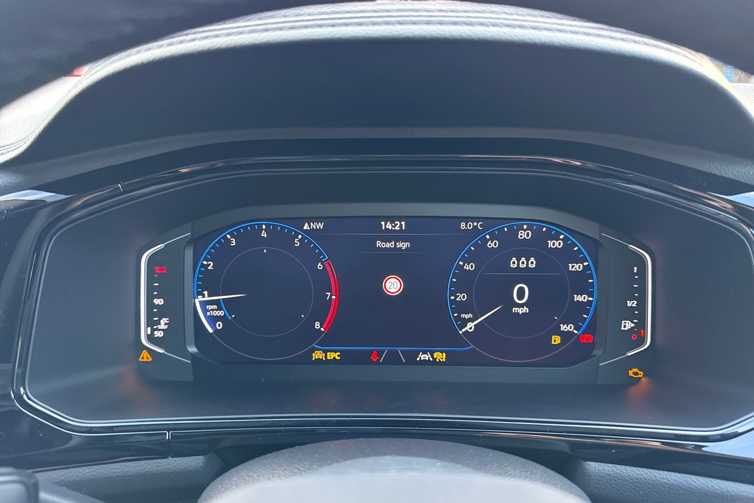 Used Volkswagen T-Roc 2025 for sale - 76985352: Photo 33