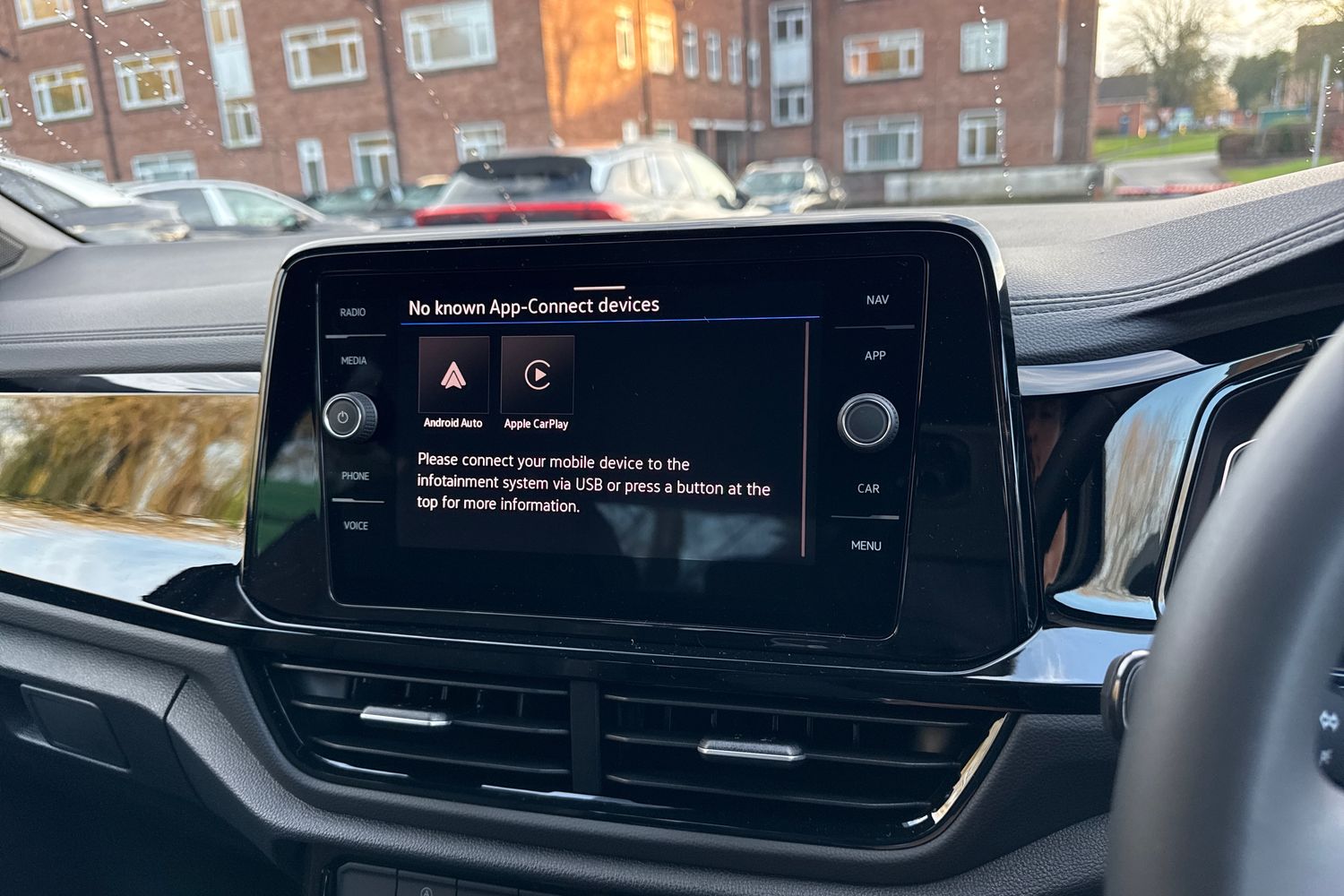 Used Volkswagen T-Roc 2025 for sale - 76985352: Photo 46