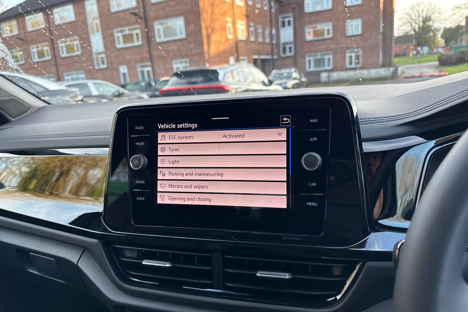 Used Volkswagen T-Roc 2025 for sale - 76985352: Photo 47