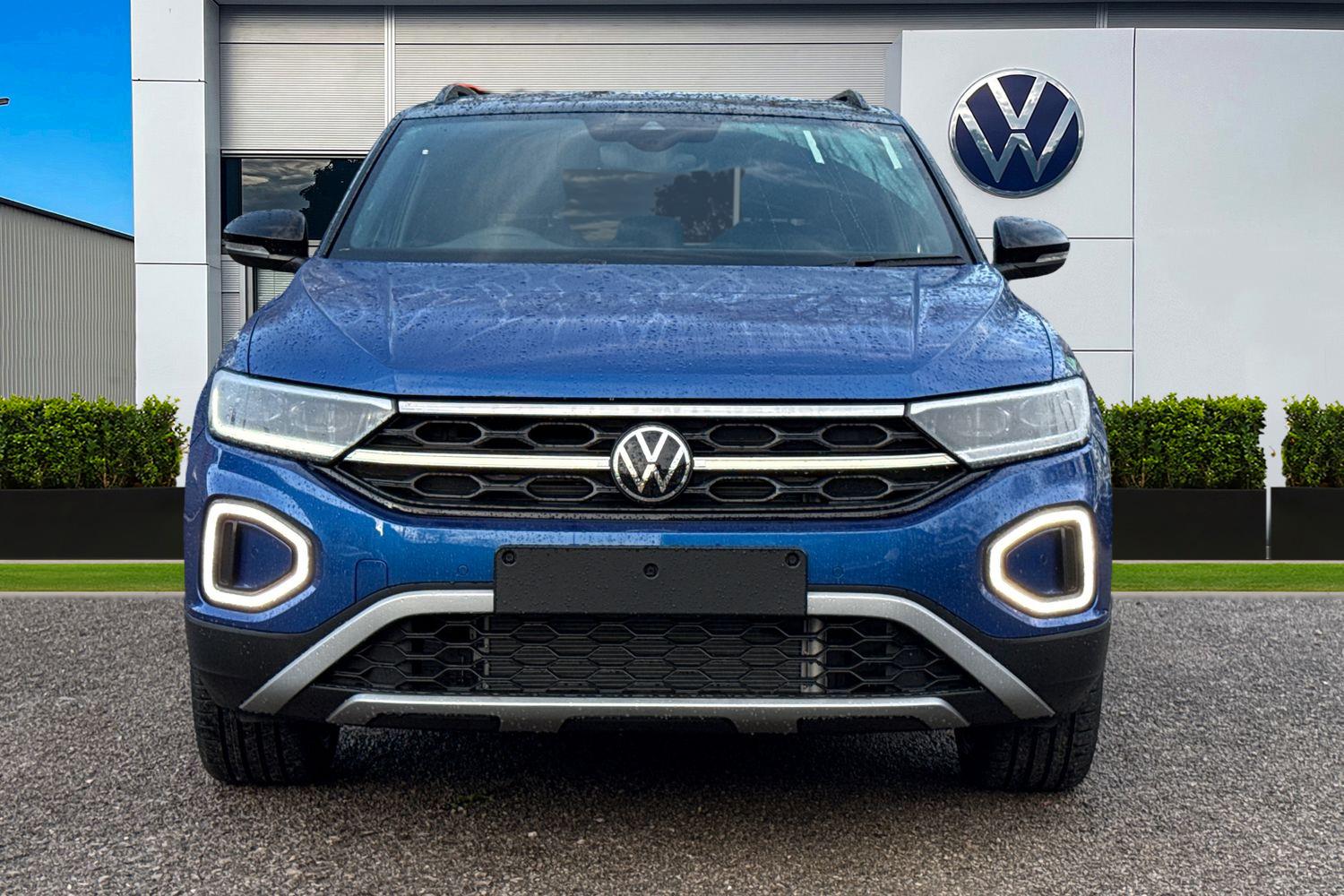 Used Volkswagen T-Roc 2025 for sale - 76985352: Photo 5