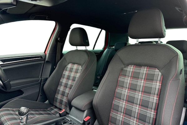 Used Volkswagen Golf 2016 for sale - 76218625: Photo 16