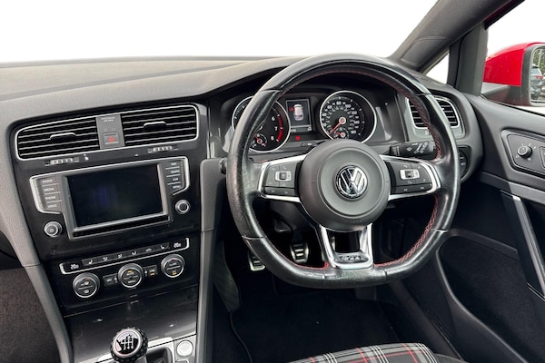 Used Volkswagen Golf 2016 for sale - 76218625: Photo 18