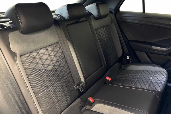 Used Volkswagen T-Roc 2025 for sale - 76300339: Photo 10