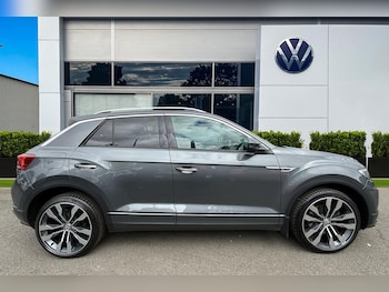 Used Volkswagen T-Roc 2020 for sale - 78646296: Photo