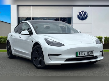 Tesla - Model 3