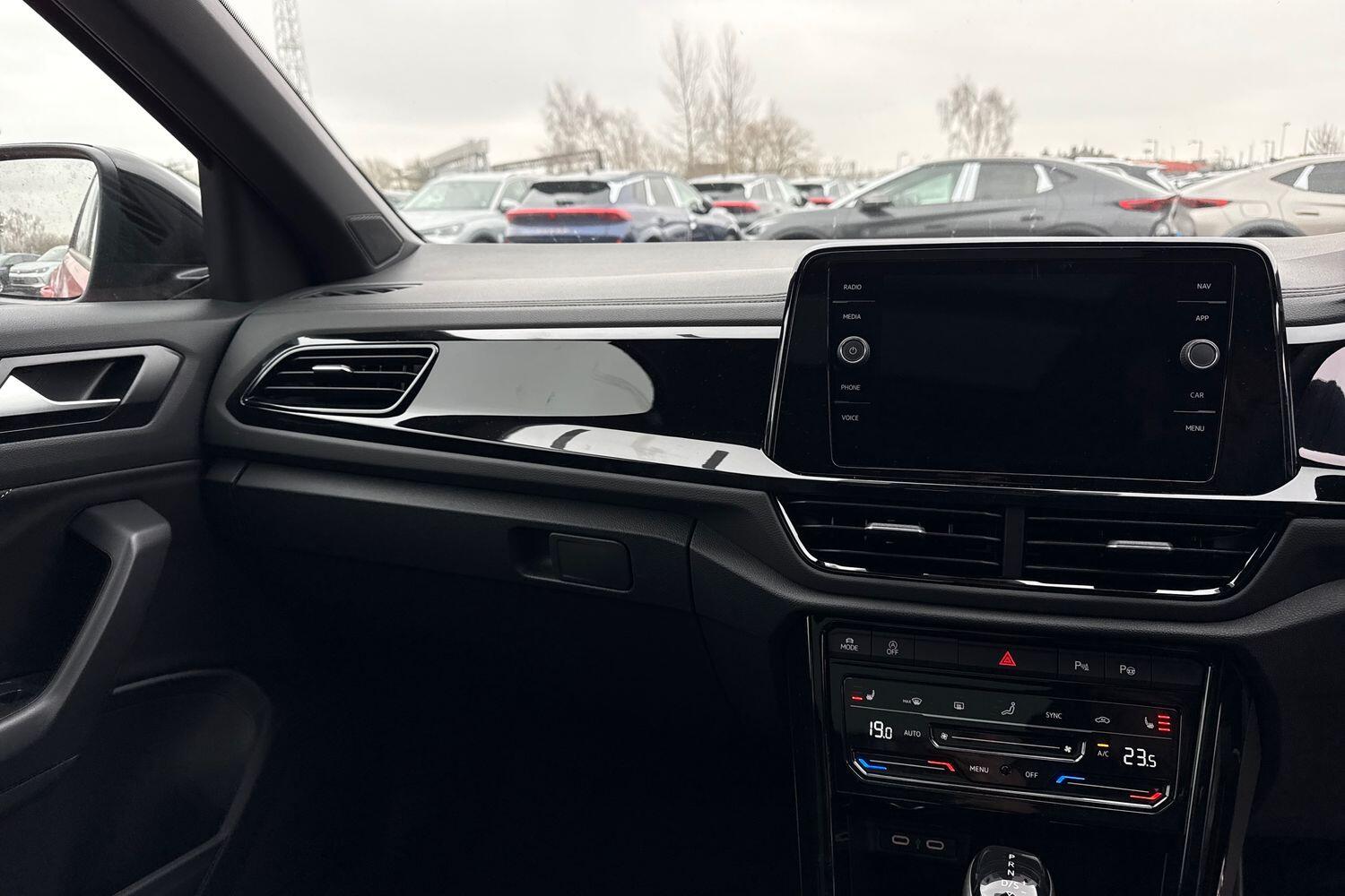 Used Volkswagen T-Roc 2026 for sale - 77368492: Photo 14