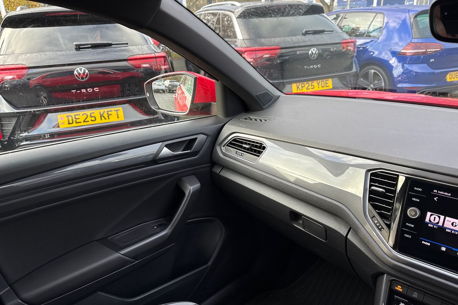 Used Volkswagen T-Roc 2021 for sale - 76739663: Photo 19