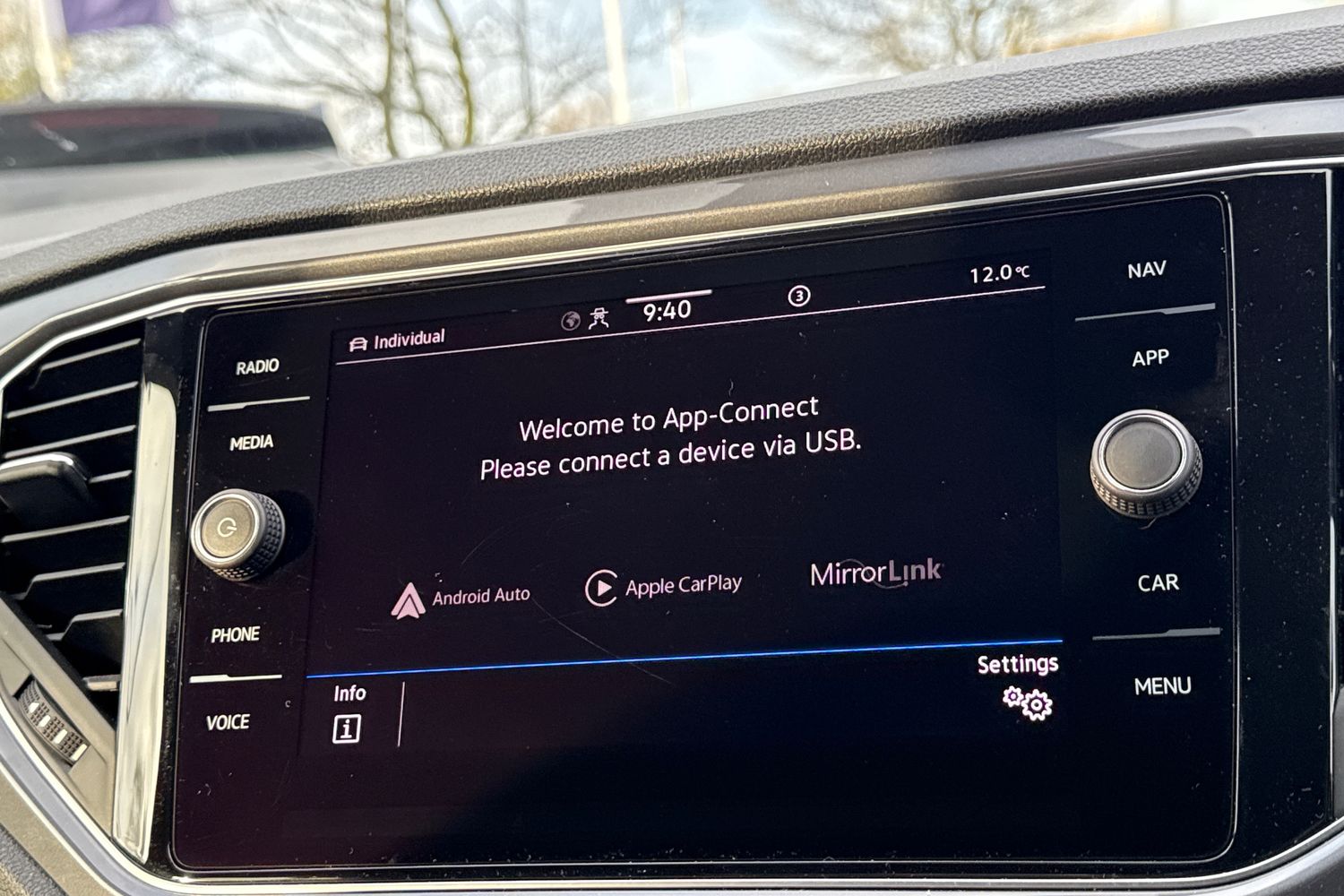 Used Volkswagen T-Roc 2021 for sale - 76739663: Photo 30