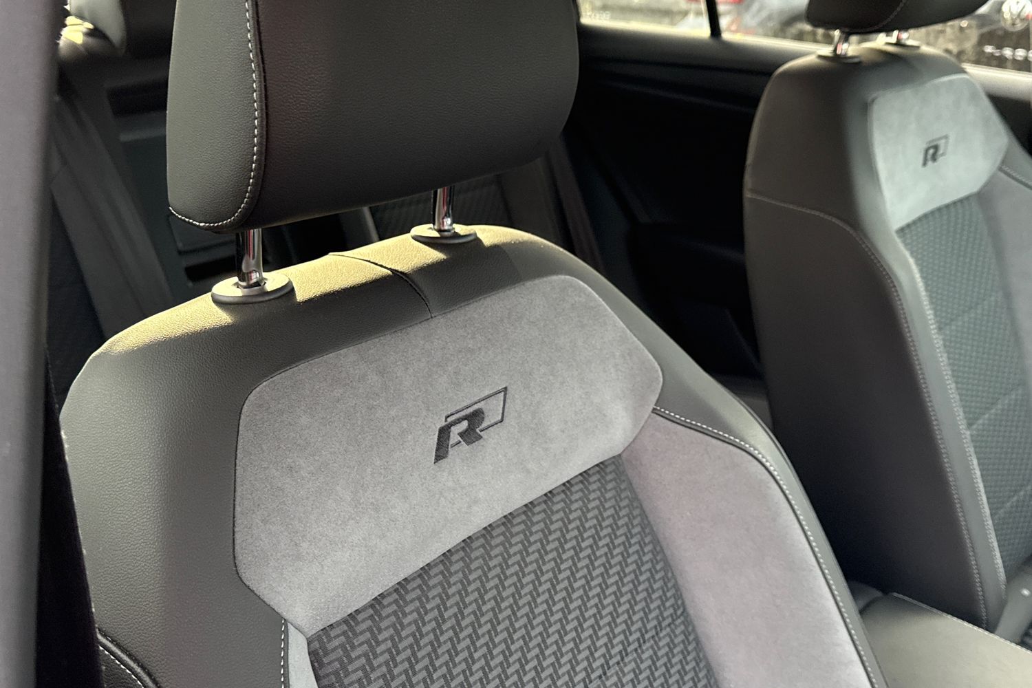 Used Volkswagen T-Roc 2021 for sale - 76739663: Photo 37