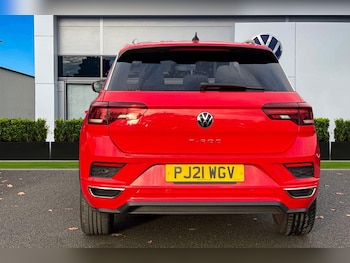 Used Volkswagen T-Roc 2021 for sale - 76739663: Photo